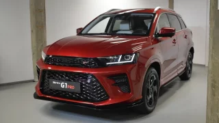 Automobilka SWM předvedla modernizované SUV G01 Pro. Má víc praktických prvků než škodovka