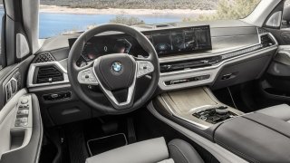 BMW X7 po faceliftu