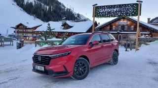 Dlouhodobý test: Honda CR-V je na dlouhou vzdálenost komfortním společníkem. Hybrid má ale vyšší spotřebu