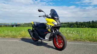 Aprilia SR GT Sport 200