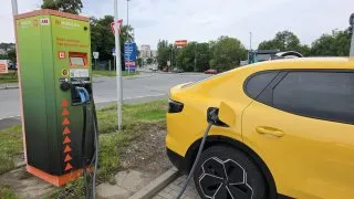 Testovaný Ford Capri.