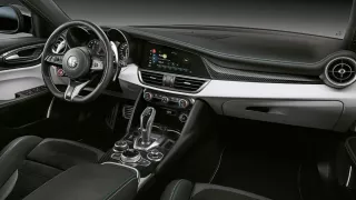 Alfa Romeo Giulia a Stelvio 2020