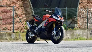 Aprilia Tuono V4 1100