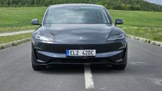 Tesla Model 3 Performance