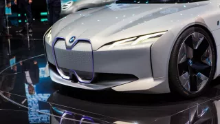 Působivé koncepty BMW na stánku ve Frankfurtu 11