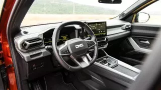 Dacia Bigster hybrid 155