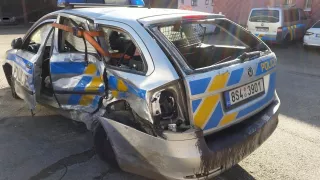 policejní auto nehoda