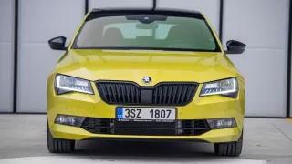 Škoda Superb 2.0 TSI 11