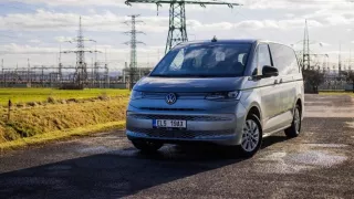 Test Volkswagen Multivan 2.0 TSI: Do „té-sedmičky“ chcete tento motor