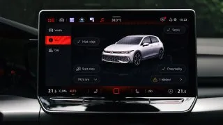 Volkswagen Golf GTI Edition 50