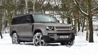 Land Rover Defender 130