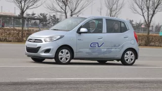 Hyundai i10 BlueOn All-Electric 1