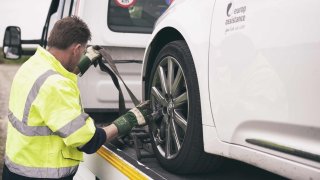 Odtah auta z Chorvatska může vyjít na 50 tisíc. Stačí absence důležité služby u autopojištění