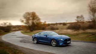 Ford Mustang jízdní 14