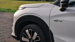 Mitsubishi Outlander PHEV