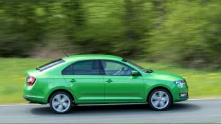 Škoda Rapid po faceliftu lépe vypadá i jezdí 15