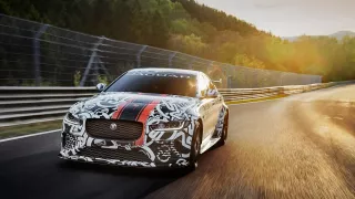 Nejrychlejší Jaguar, tajemný Project 8 5