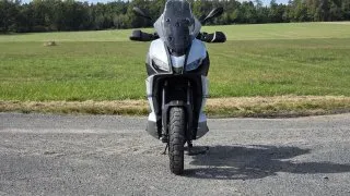 Aprilia SR GT 400