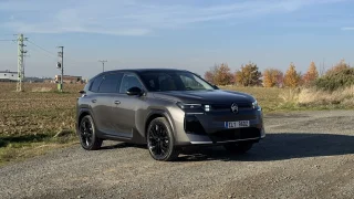 Nový Citroën C5 Aircross vyjde na méně než 700 tisíc. V nabídce budou tři verze pohonu