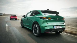 Škoda Fabia má nového konkurenta. Vypadá jako malé Ferrari, jezdí dobře a úsporně