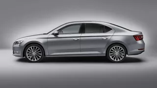 Nová Škoda Superb
