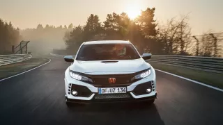 Nejrychlejší předokolka je Civic Type R - Obrázek 