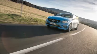 Švédský sporťák Volvo S60 Polestar 2