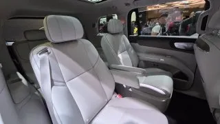 Leapmotor na autosalonu v Paříži