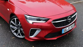 Opel Insignia GSi