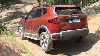 Dacia Duster a Bigster