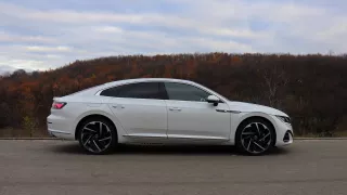 VW Arteon R-line