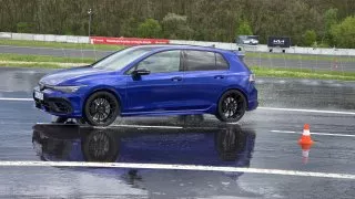 Volkswagen R Driving Experience Most