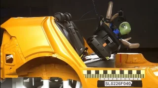 Životu nebezpečné dětské sedačky mají sedm názvů, přitom jsou identické od stejného výrobce