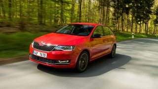 Škoda Rapid po faceliftu lépe vypadá i jezdí 3