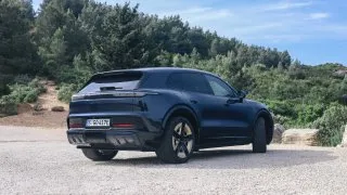 Porsche Cayenne Electric
