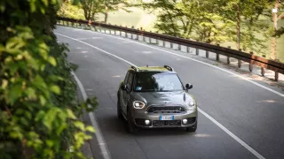 I jako hybrid MINI Countryman dobře jezdí. 3