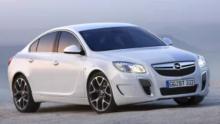 Opel Insignia OPC 4