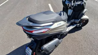 Piaggio MP3 530