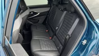 Peugeot e-3008