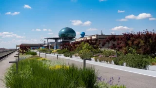 Lingotto fascinovalo architekturou i střešní dráhou. Bývalá továrna Fiatu budí pozornost dodnes