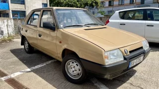 V Česku se prodává zánovní Škoda Favorit s nájezdem 730 kilometrů. Je dražší než nová Fabie