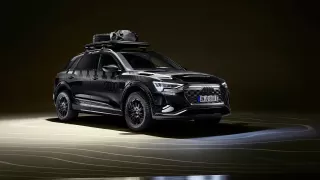 Audi Q8 e-tron edition Dakar