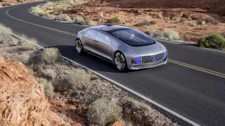 Mercedes-Benz F 015 Luxury in Motion - Obrázek 14