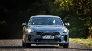 Kia Stinger jízdní 11