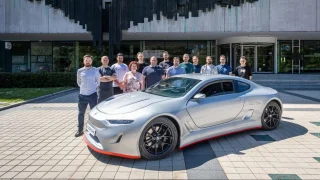 V Ostravě vyvíjejí elektrický supersport. Titan se čtyřmi motory ohromí dojezdem i parametry