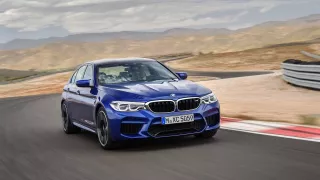 BMW M5 2018 4