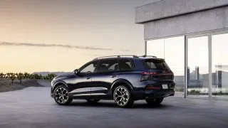 Audi Q9