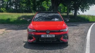 Volkswagen Golf GTI Edition 50