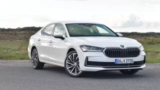 Nejspolehlivější ojetá auta: Bodují Němci, pozor na Teslu i Dacii. Jak je na tom Škodovka?