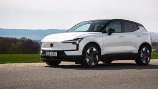 Elektrické Volvo EX30 už koupíte pod 800 tisíc korun. Přichází s novou verzí pro dobrodruhy